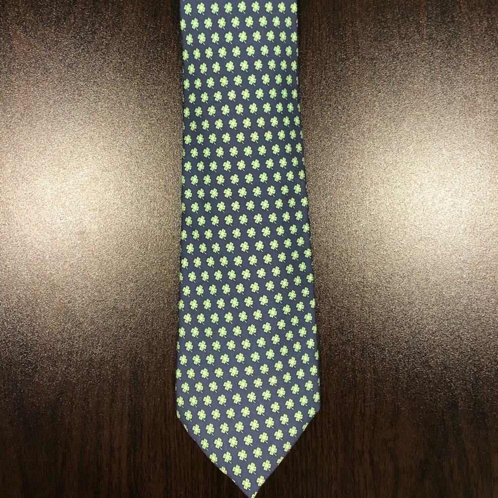 Men’s a Vineyard Vines Shamrock Tie